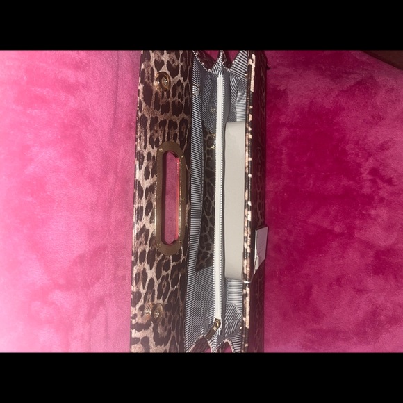 Cheetah print clutch purse - Picture 2 of 3